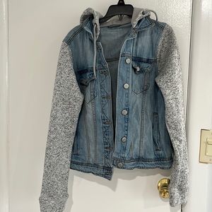 Light wash jeans jacket w/ hood